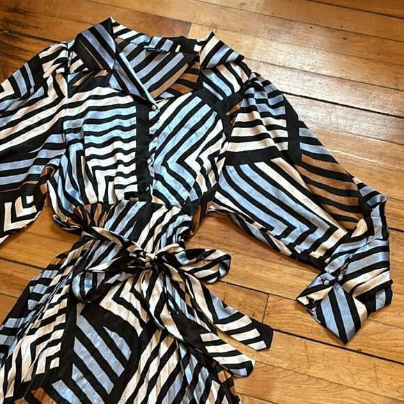 Splash Women’s Blue Brown and White Striped Pleated Maxi Dress Size 10 - Picture 2 of 7